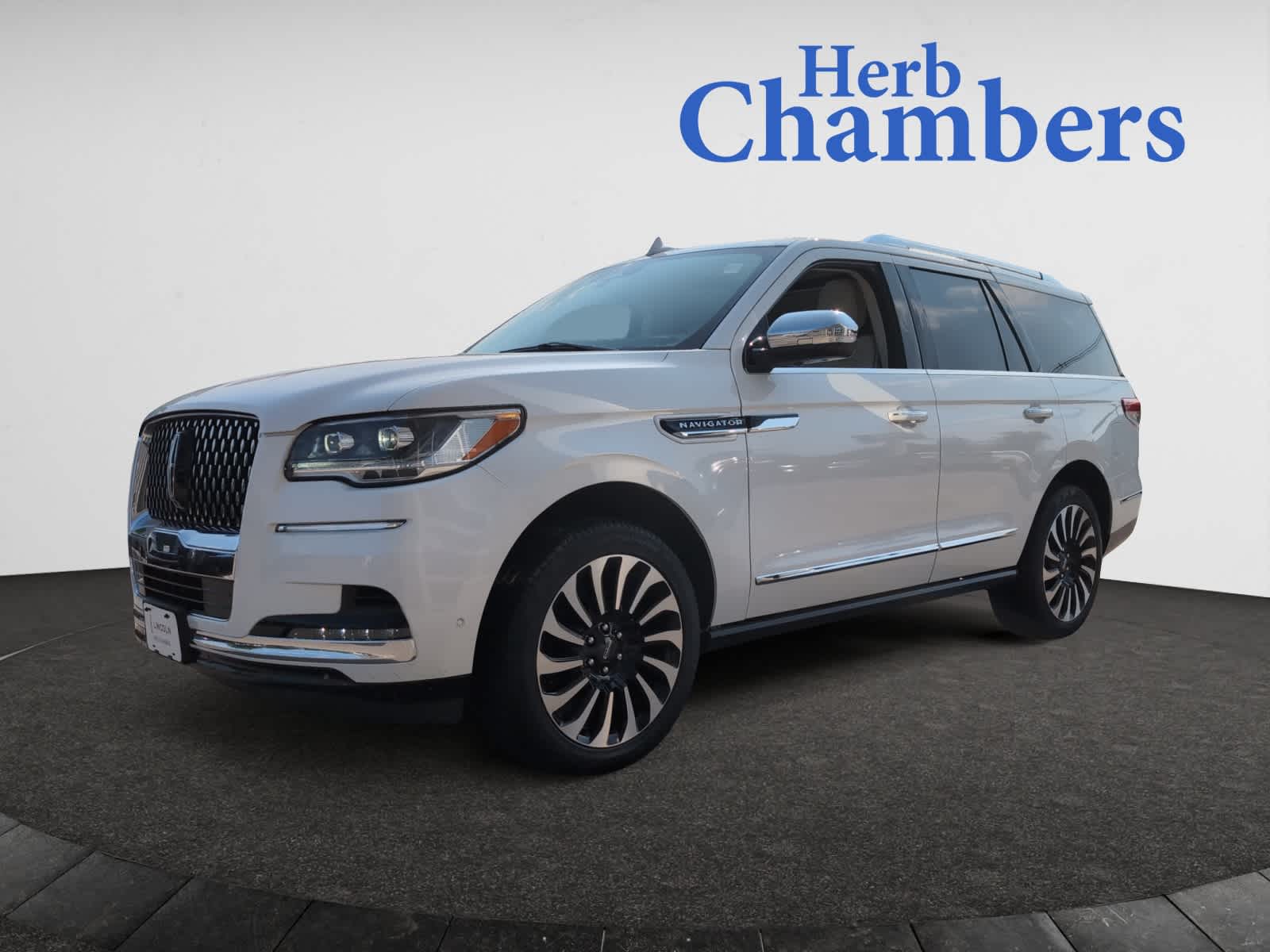 used 2023 Lincoln Navigator car, priced at $76,998