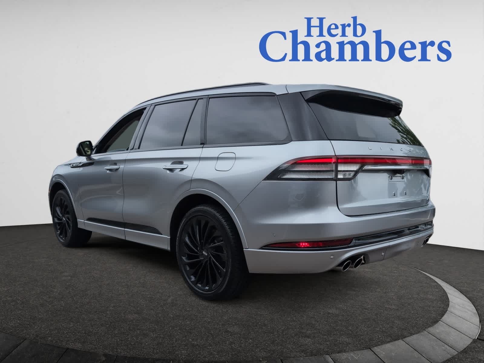 used 2022 Lincoln Aviator car, priced at $41,998