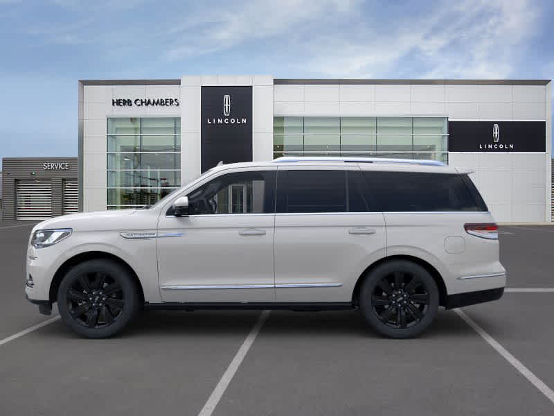 new 2024 Lincoln Navigator car, priced at $106,745