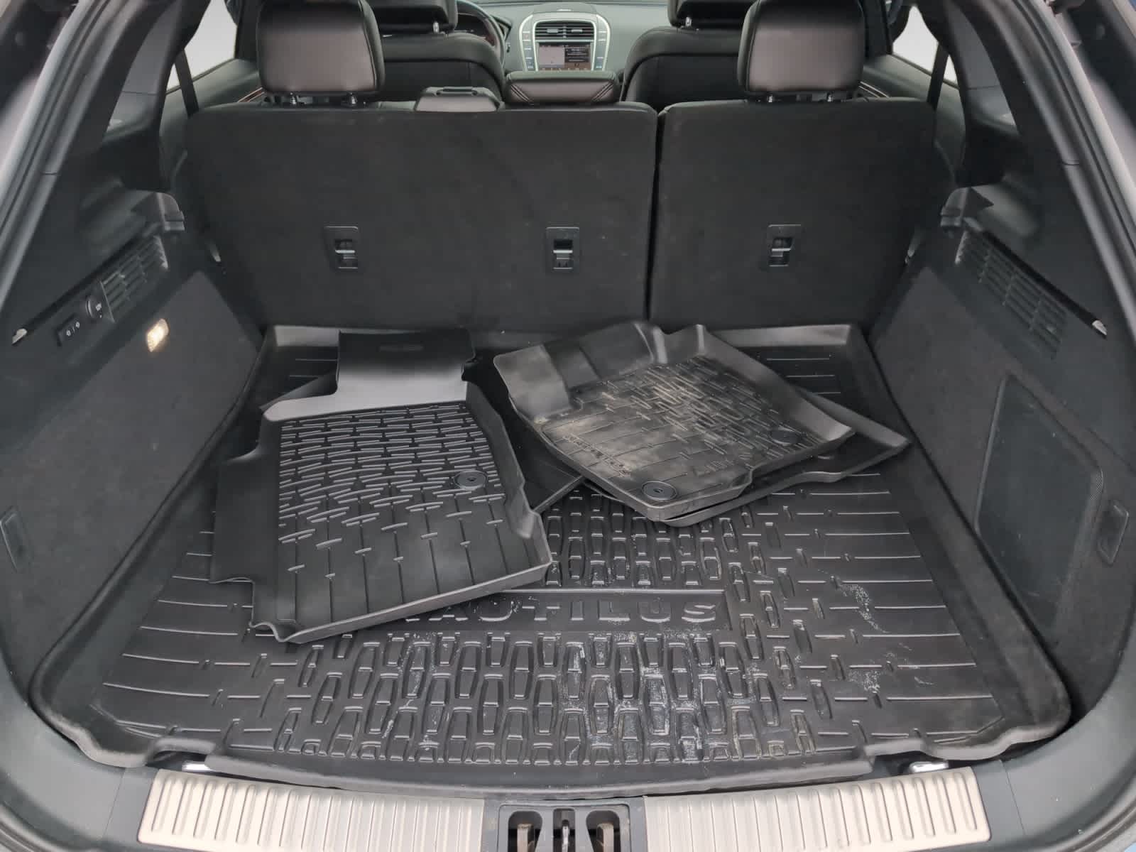used 2019 Lincoln Nautilus car, priced at $23,998