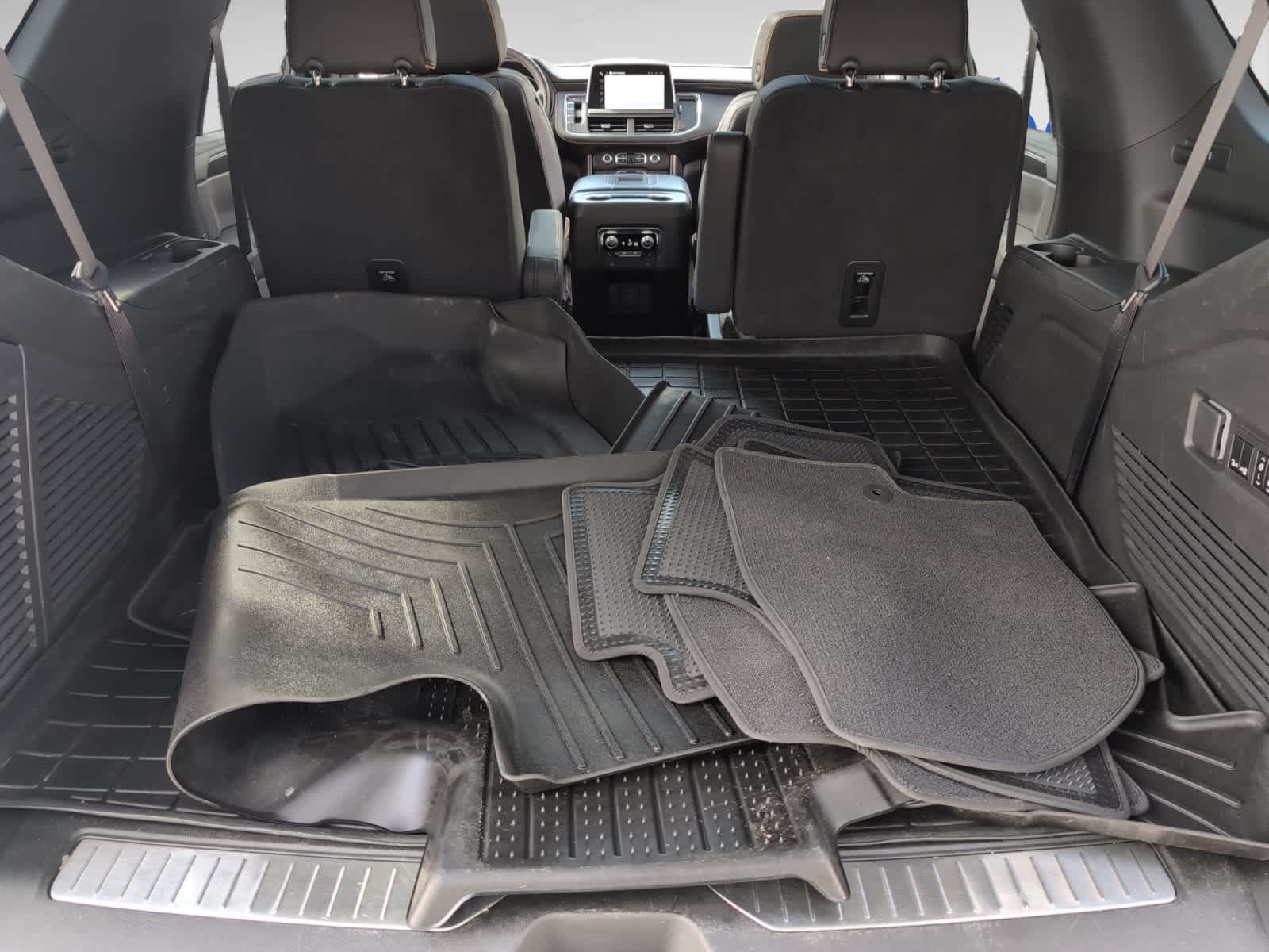 used 2023 GMC Yukon car, priced at $62,998