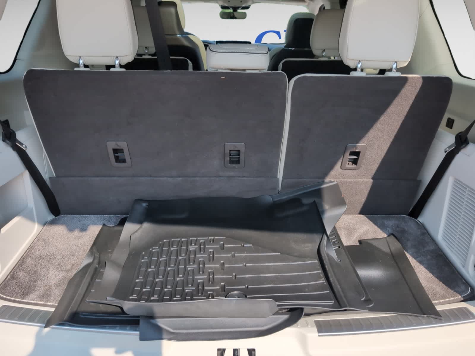 used 2023 Lincoln Navigator car, priced at $76,998