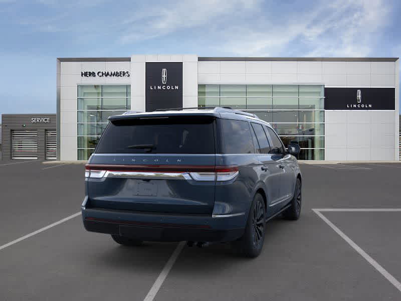 new 2024 Lincoln Navigator car, priced at $106,195