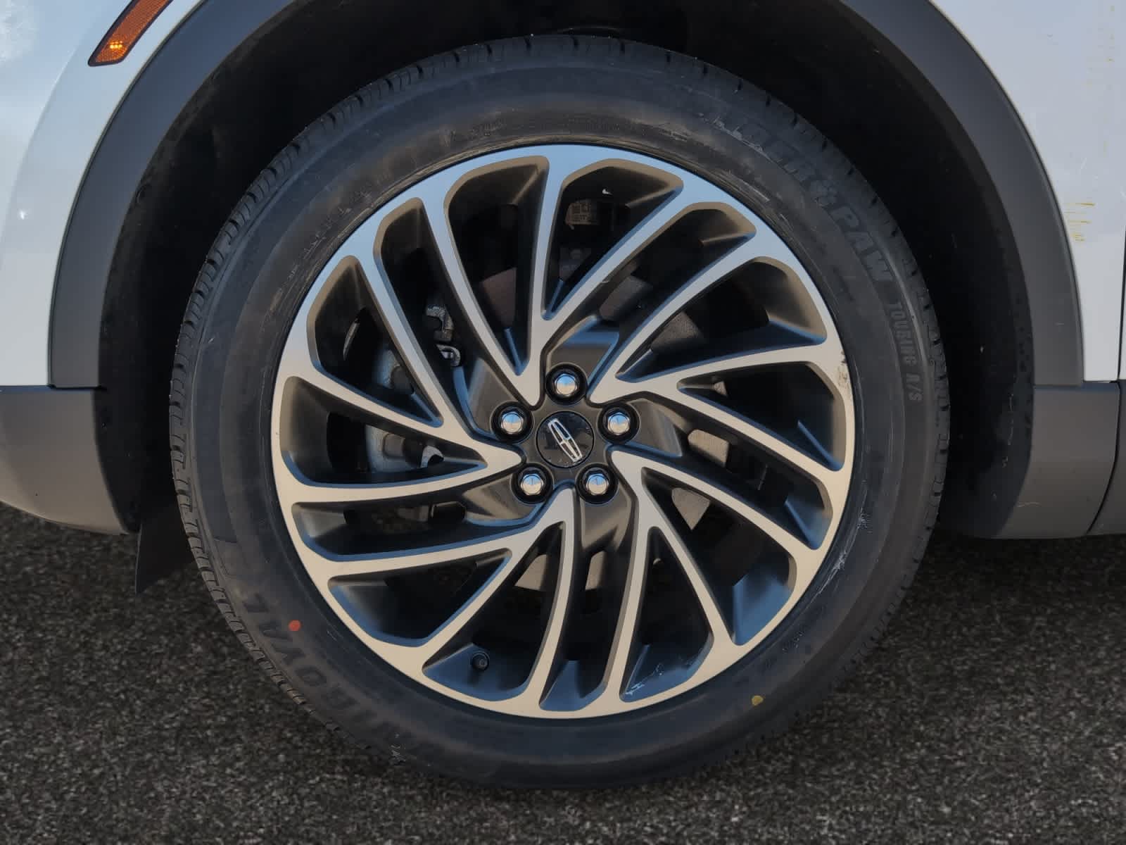 used 2020 Lincoln Nautilus car, priced at $30,998