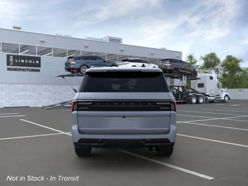 new 2025 Lincoln Navigator car, priced at $106,555