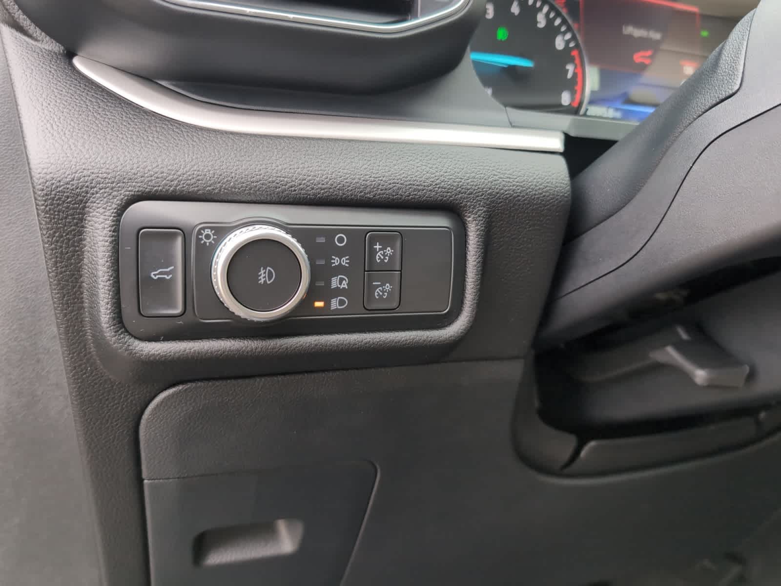 used 2022 Ford Explorer car, priced at $33,998