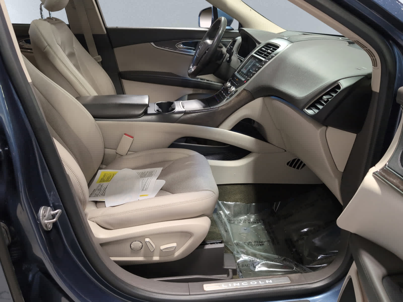 used 2019 Lincoln Nautilus car, priced at $17,998