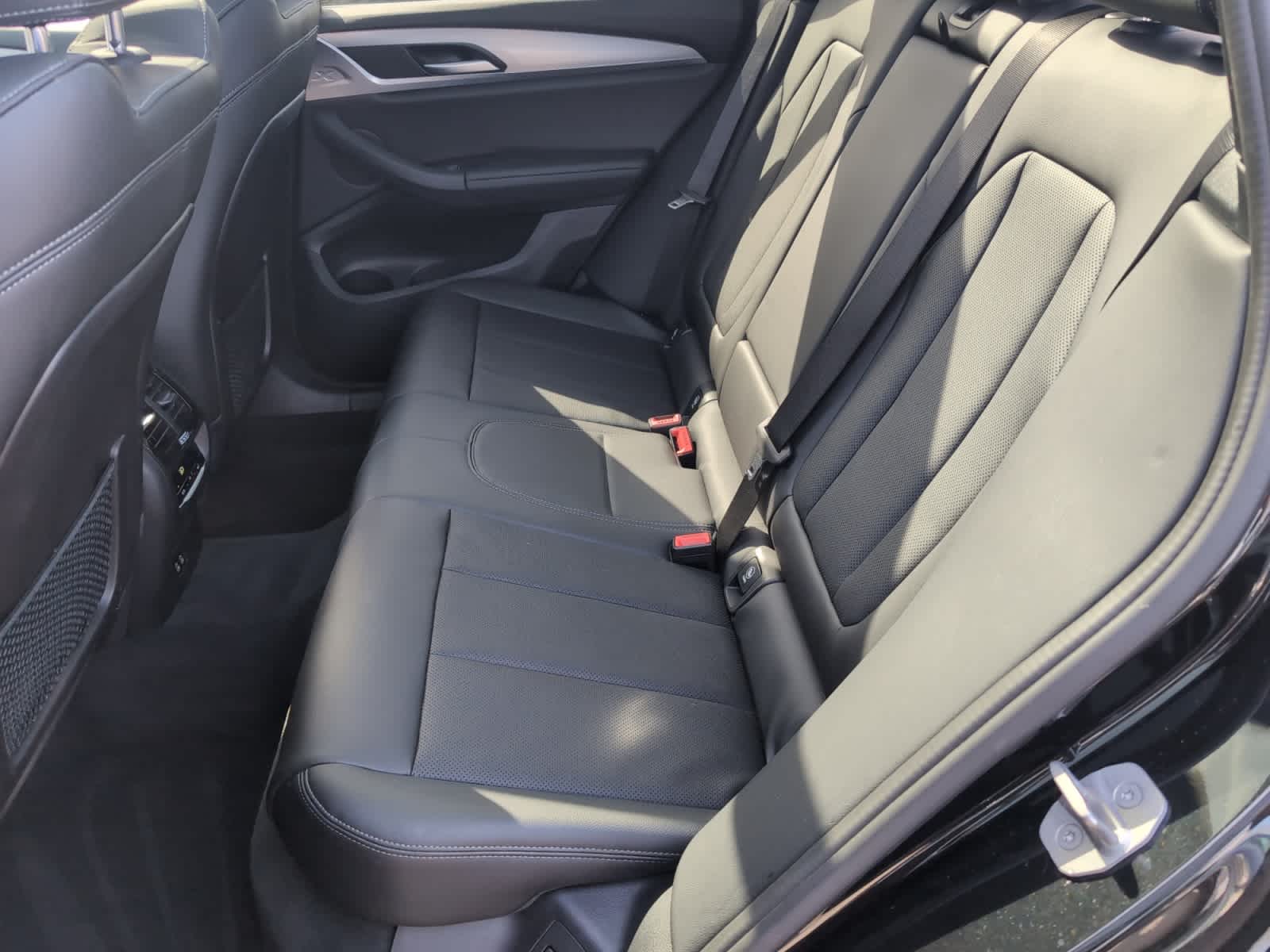 used 2022 BMW X3 car, priced at $33,998