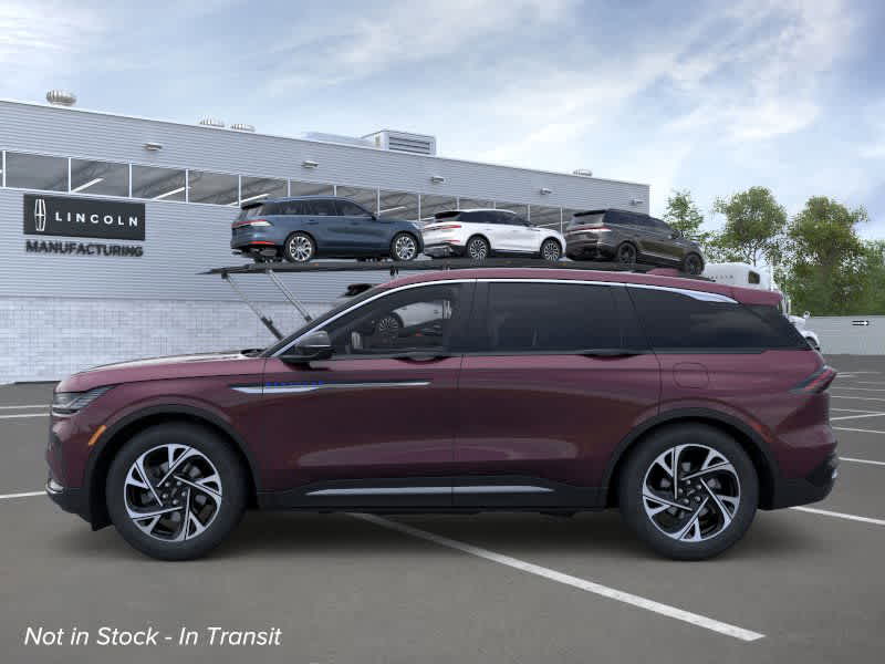 new 2025 Lincoln Nautilus car, priced at $65,215