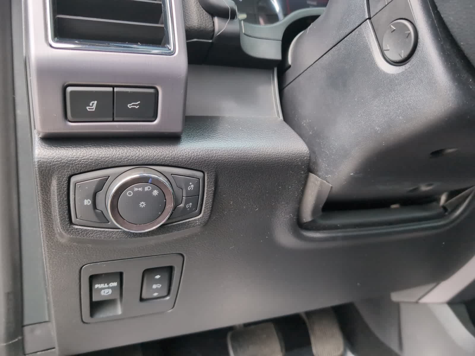 used 2019 Ford Expedition car, priced at $37,998