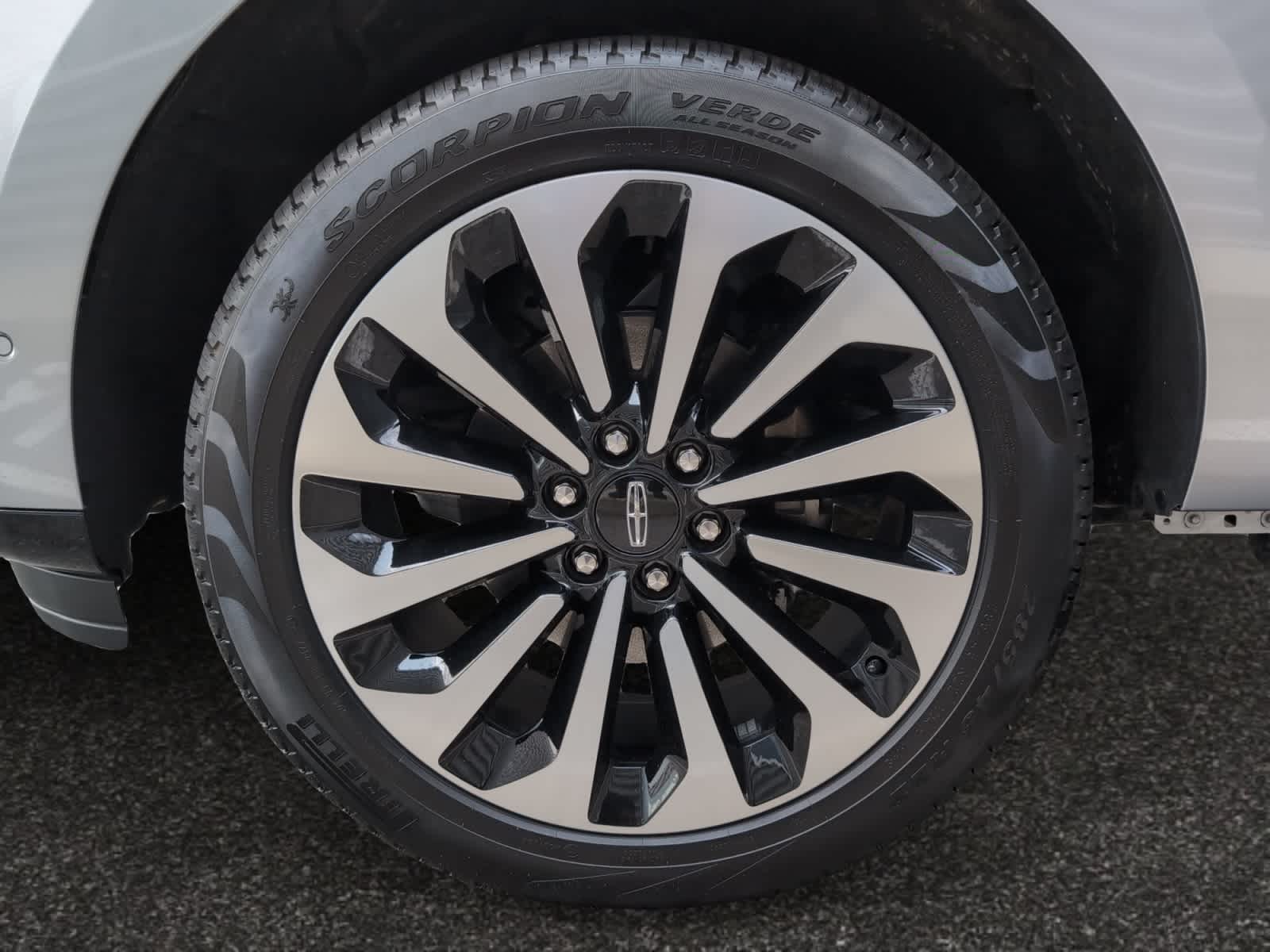 used 2024 Lincoln Navigator car, priced at $84,825