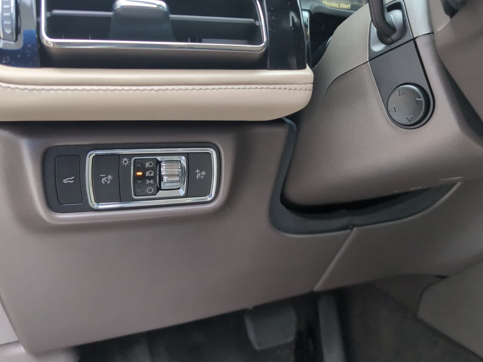 used 2023 Lincoln Aviator car, priced at $47,798