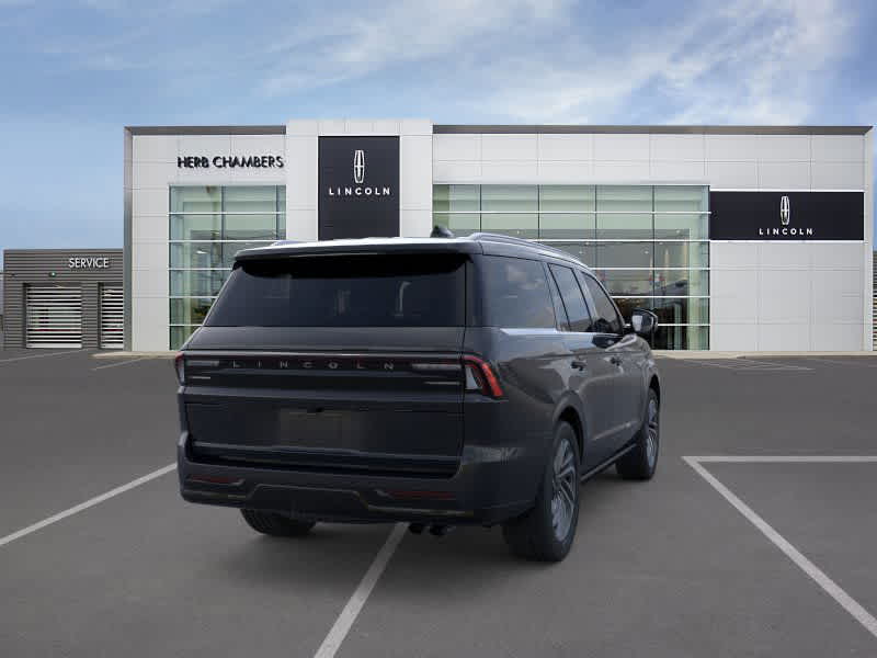 new 2025 Lincoln Navigator car, priced at $105,555