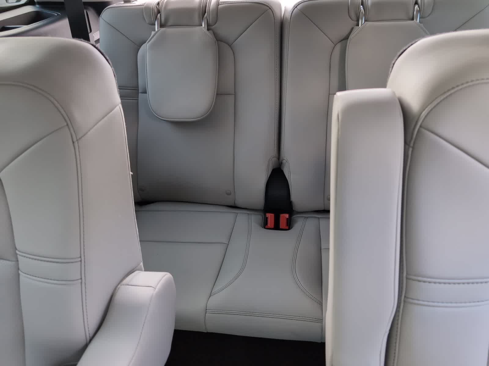 used 2025 Lincoln Aviator car, priced at $65,998