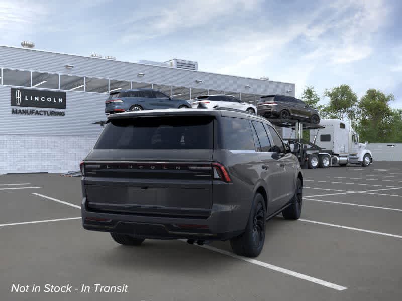 new 2025 Lincoln Navigator car, priced at $106,685