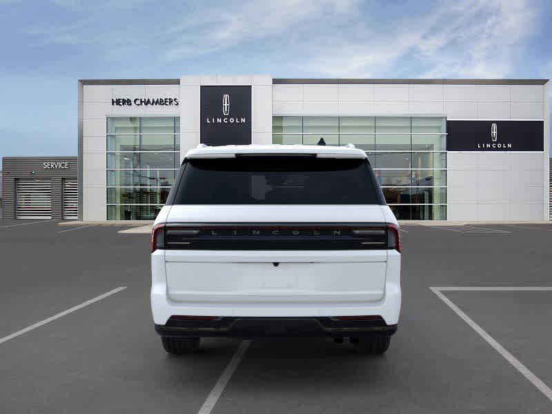 new 2025 Lincoln Navigator L car, priced at $122,480