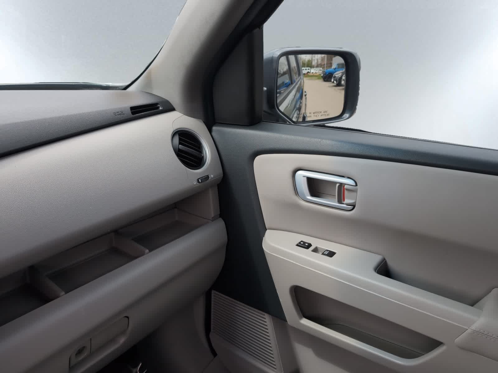 used 2013 Honda Pilot car, priced at $14,998
