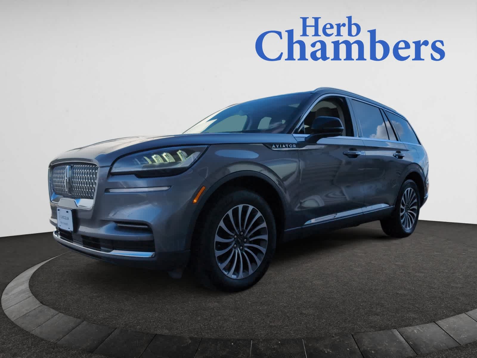 used 2022 Lincoln Aviator car, priced at $45,998