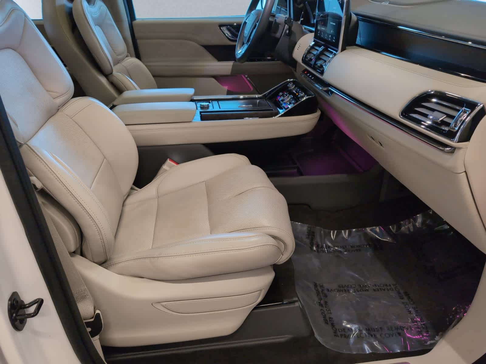 used 2019 Lincoln Navigator car, priced at $39,998