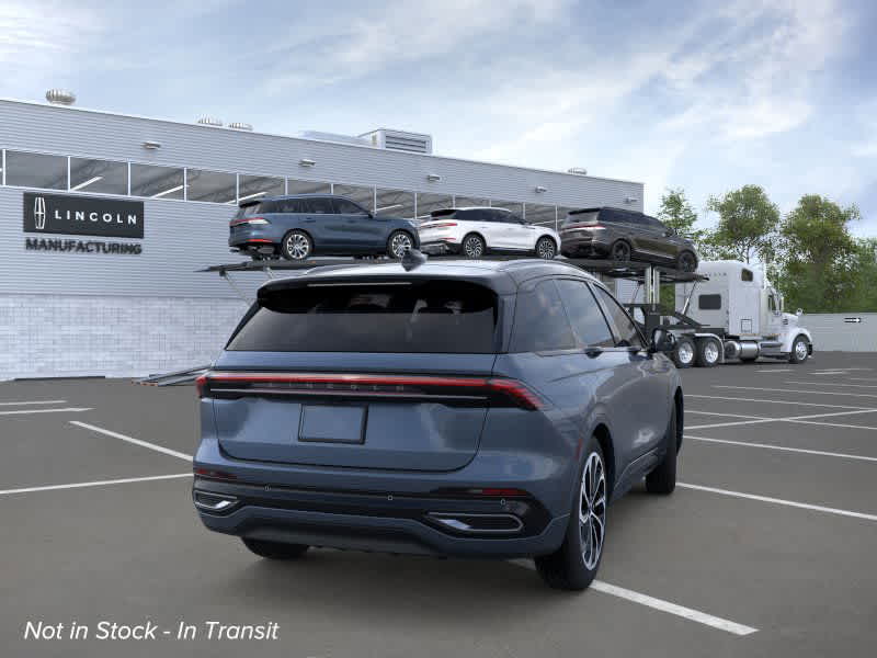 new 2025 Lincoln Nautilus car, priced at $68,420