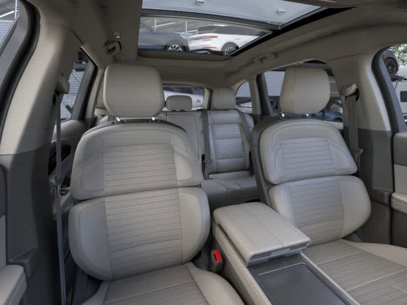 new 2025 Lincoln Nautilus car, priced at $75,625