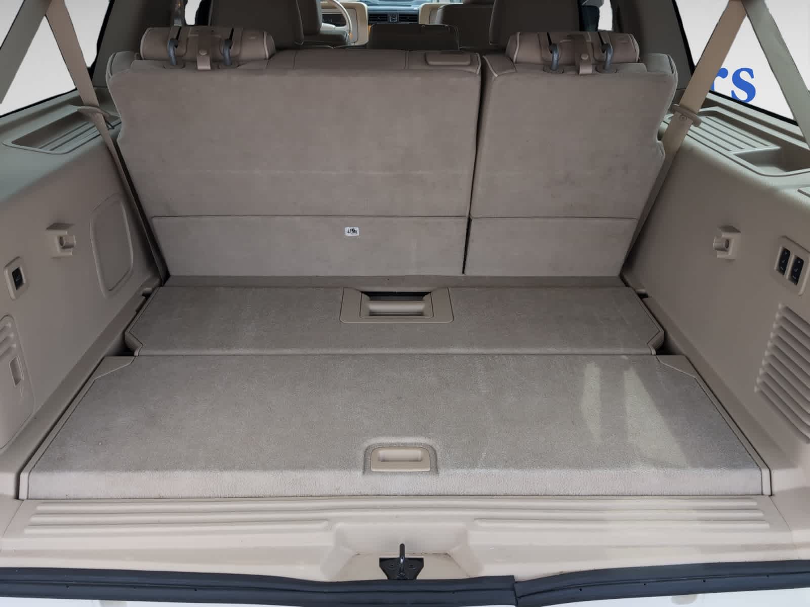 used 2007 Lincoln Navigator L car, priced at $12,998