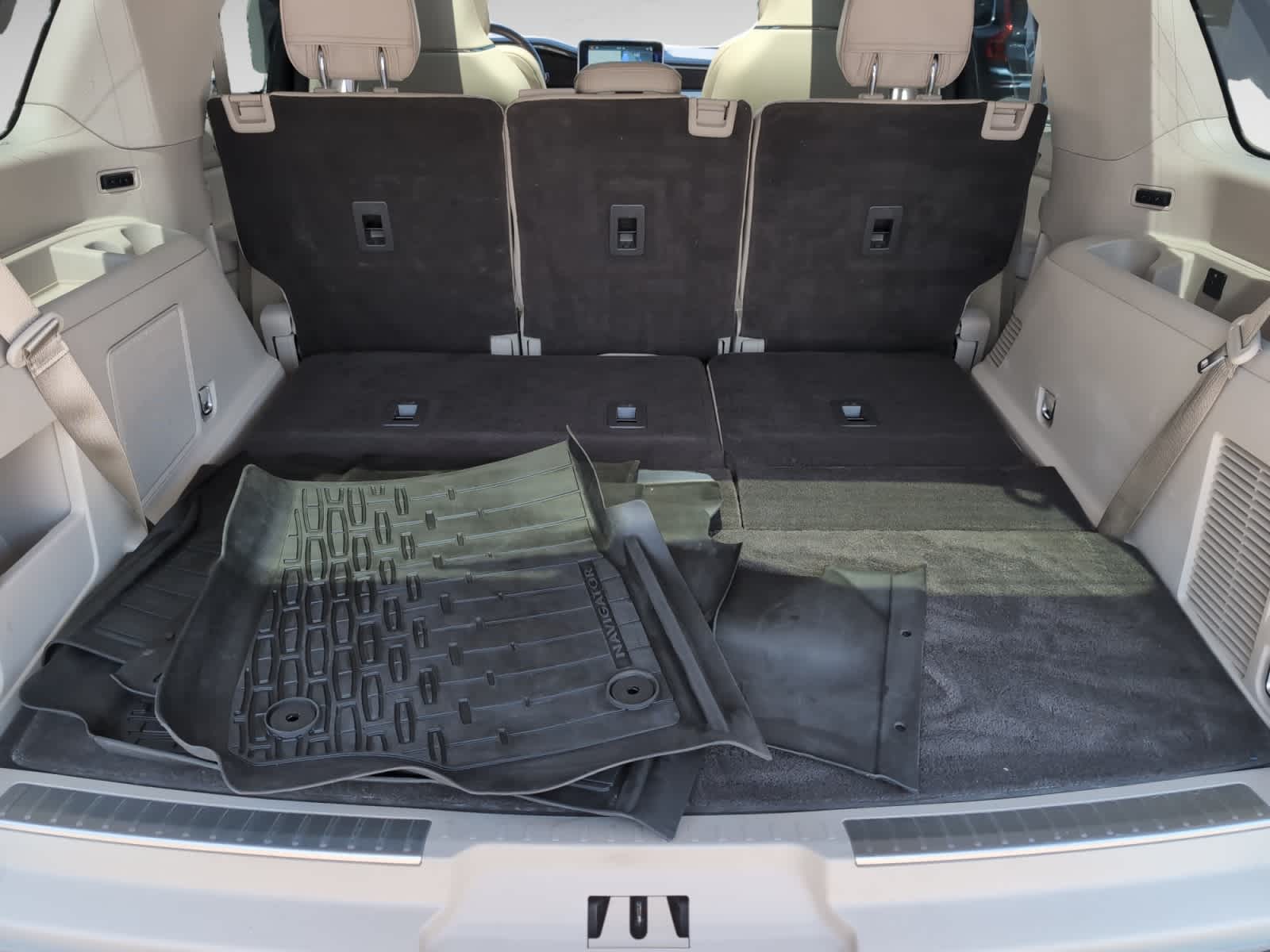used 2019 Lincoln Navigator car, priced at $41,998