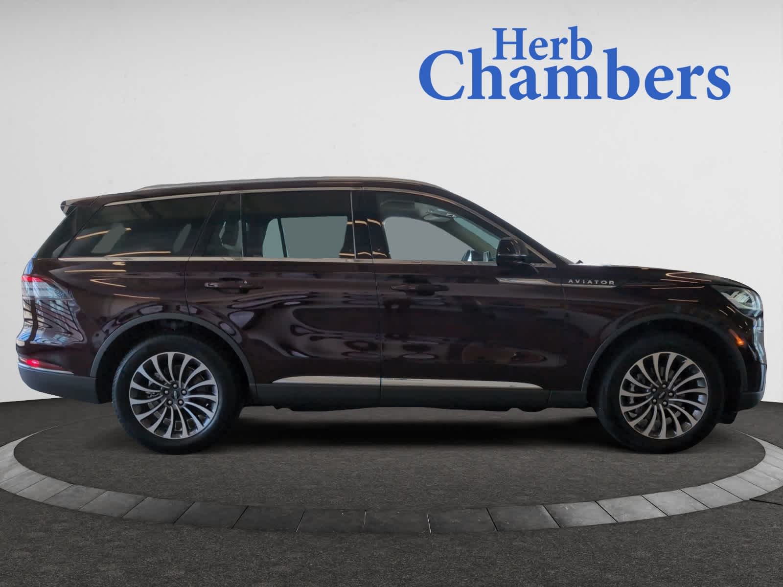 used 2024 Lincoln Aviator car, priced at $61,598