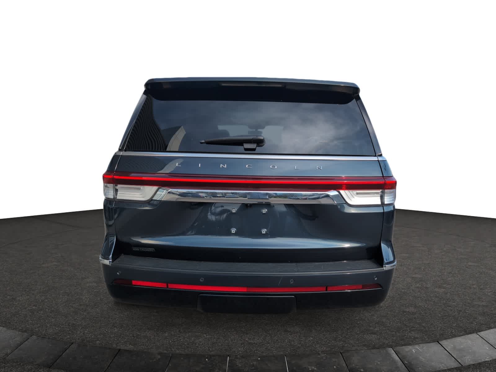 used 2022 Lincoln Navigator car, priced at $63,998