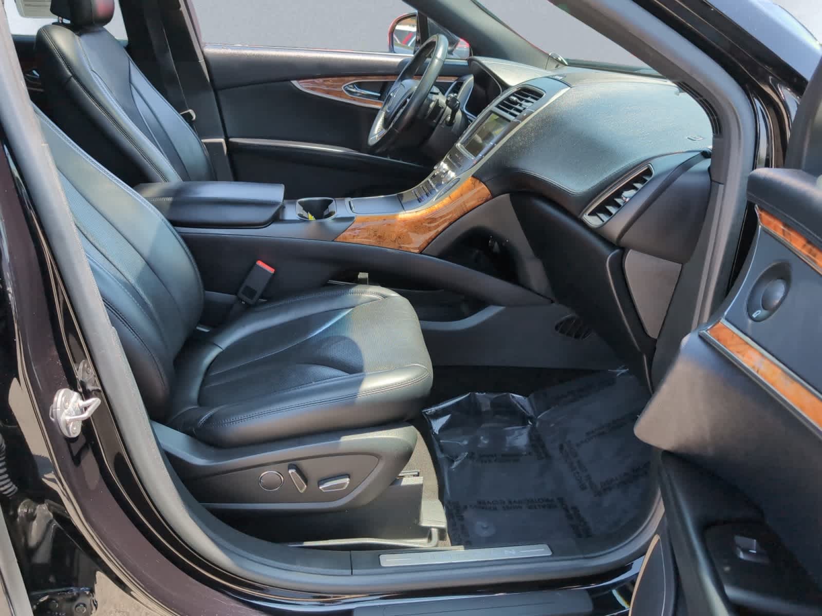 used 2019 Lincoln Nautilus car, priced at $24,998