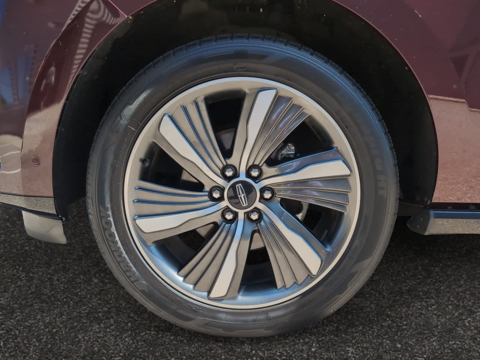 used 2019 Lincoln Navigator car, priced at $41,998