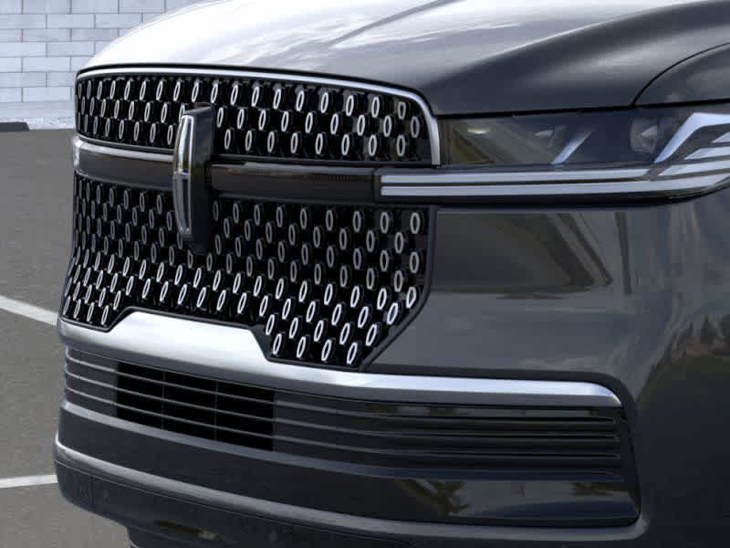 new 2025 Lincoln Navigator car, priced at $109,300