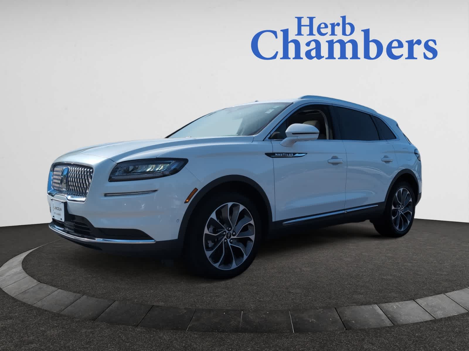 used 2023 Lincoln Nautilus car, priced at $43,998