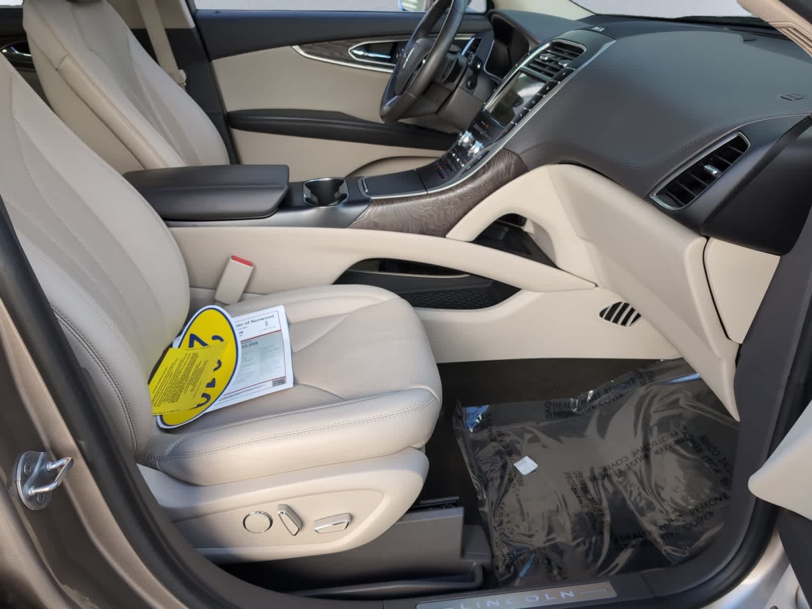 used 2019 Lincoln Nautilus car, priced at $25,998