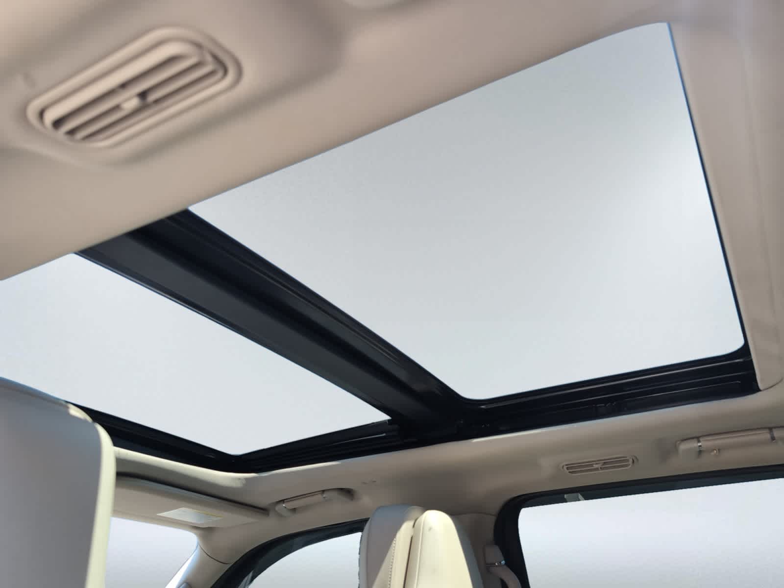 used 2019 Lincoln Navigator car, priced at $41,998
