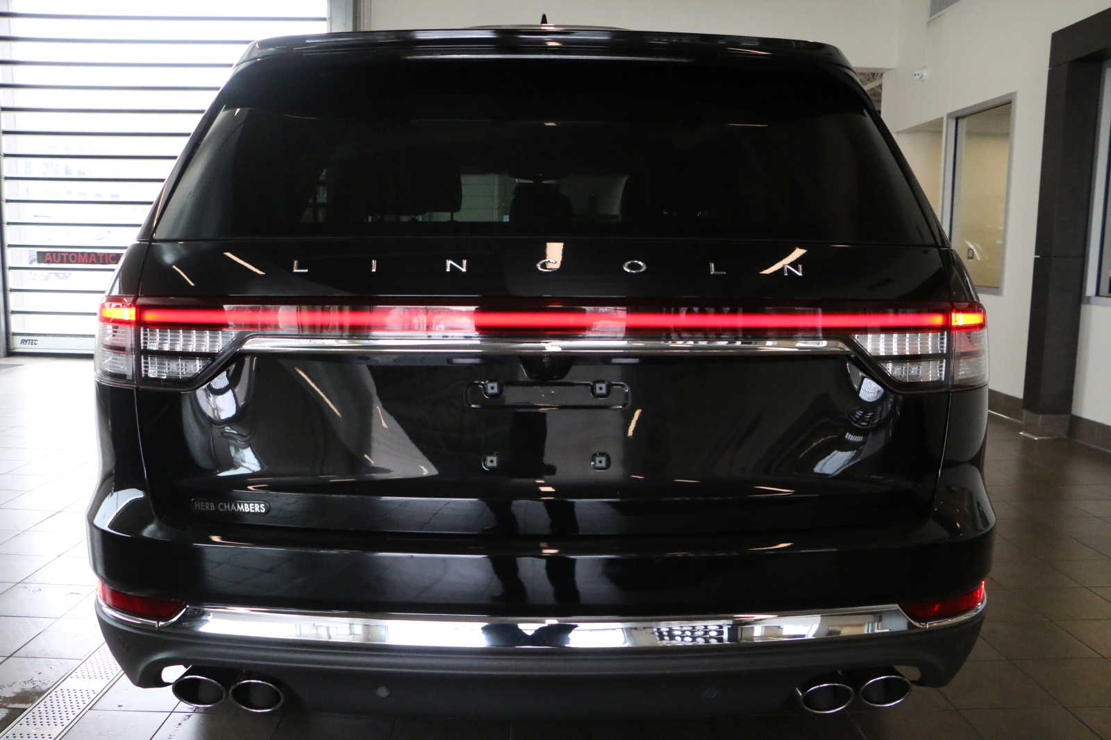 used 2023 Lincoln Aviator car, priced at $44,998