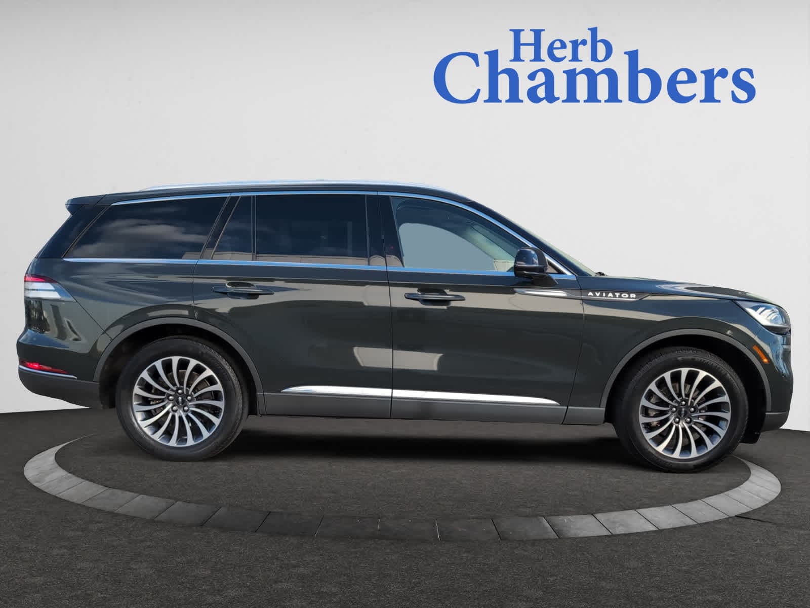 used 2022 Lincoln Aviator car, priced at $40,998