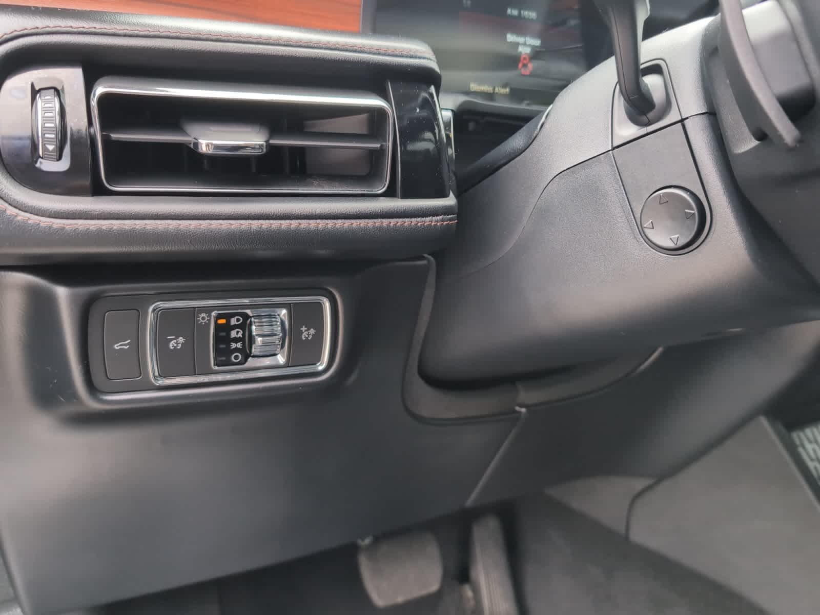used 2022 Lincoln Aviator car, priced at $41,998