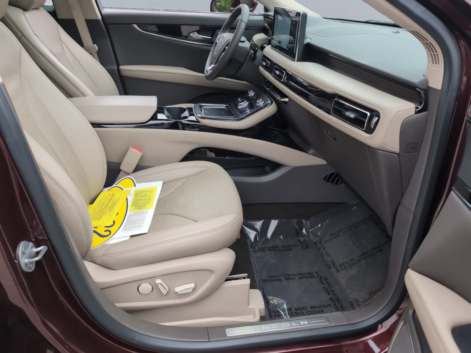 used 2022 Lincoln Nautilus car, priced at $35,998