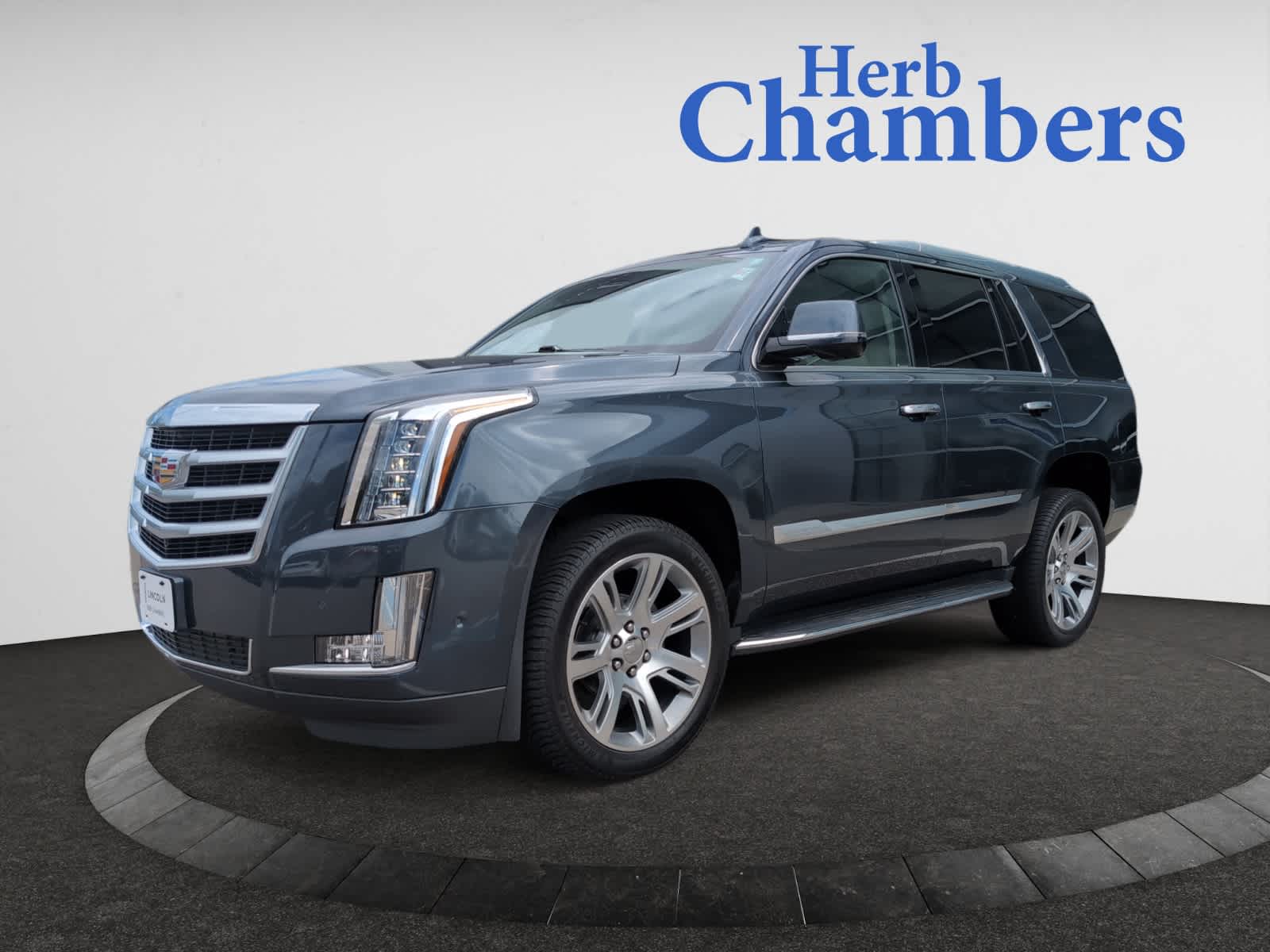 used 2020 Cadillac Escalade car, priced at $45,998