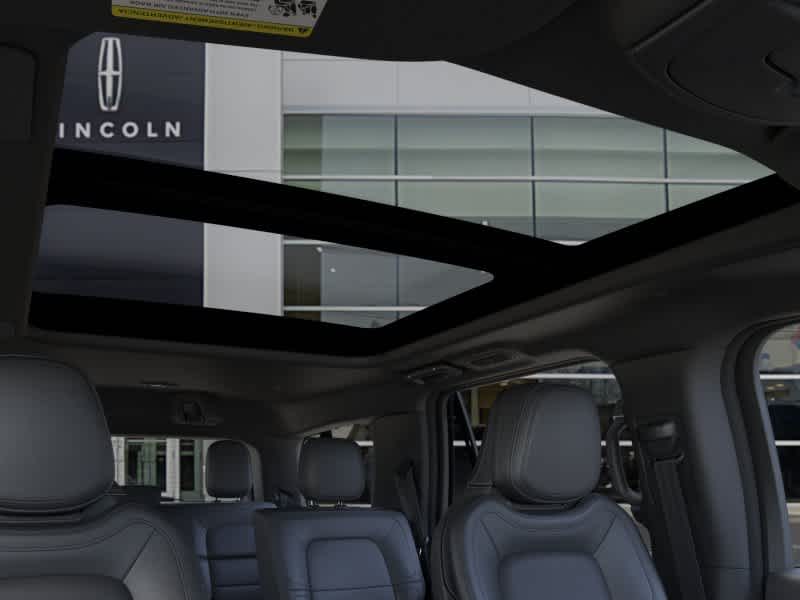 new 2024 Lincoln Navigator car, priced at $105,995