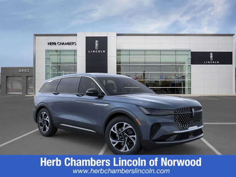 new 2025 Lincoln Nautilus car, priced at $65,215