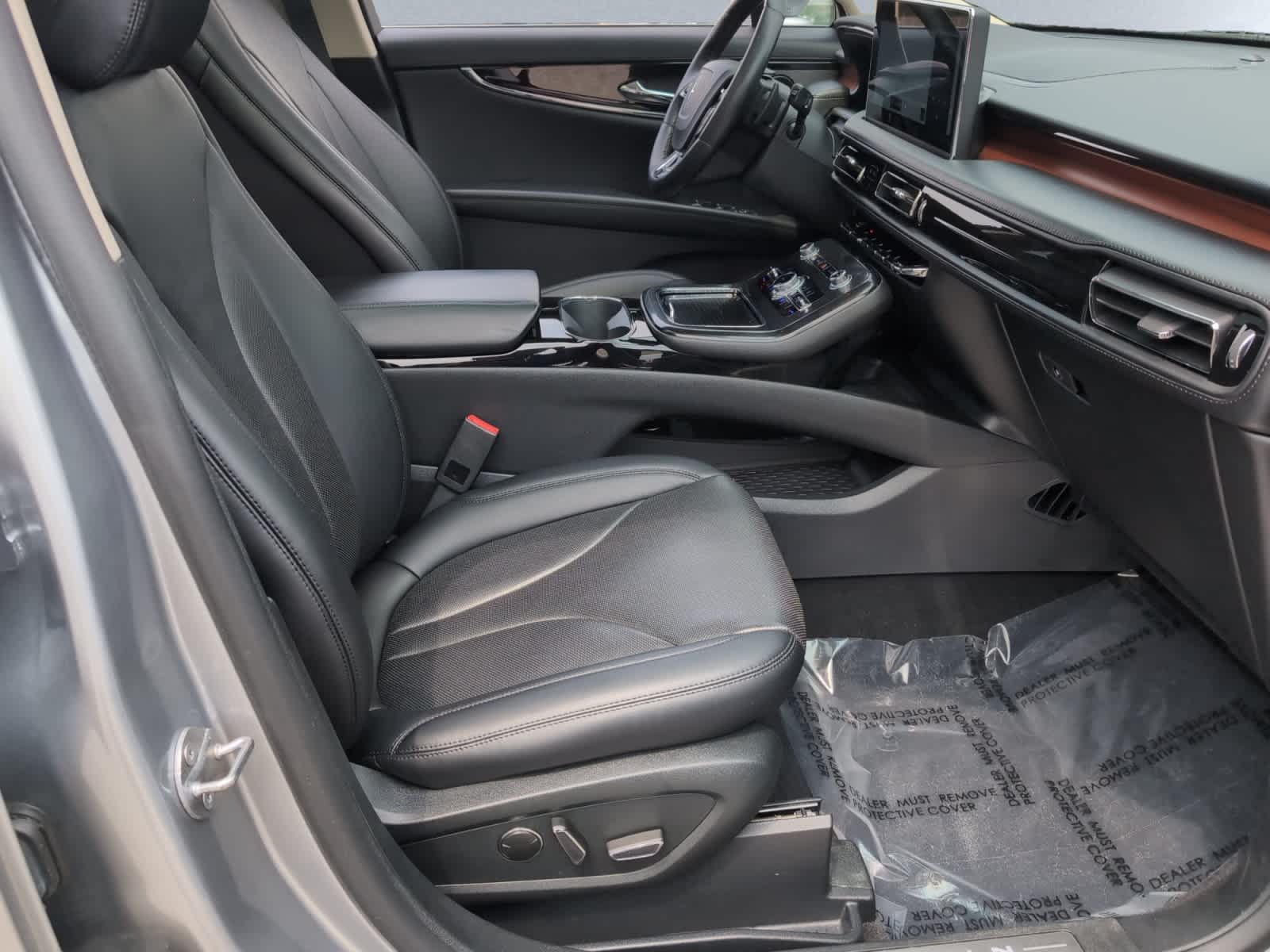 used 2022 Lincoln Nautilus car, priced at $38,998