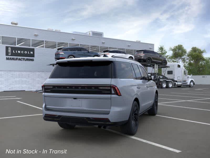 new 2025 Lincoln Navigator car, priced at $106,555