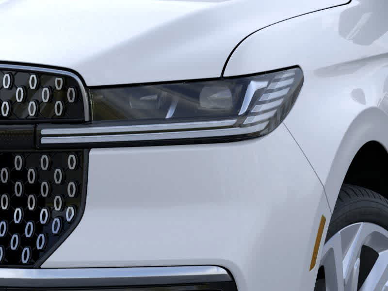 new 2025 Lincoln Navigator car, priced at $109,300