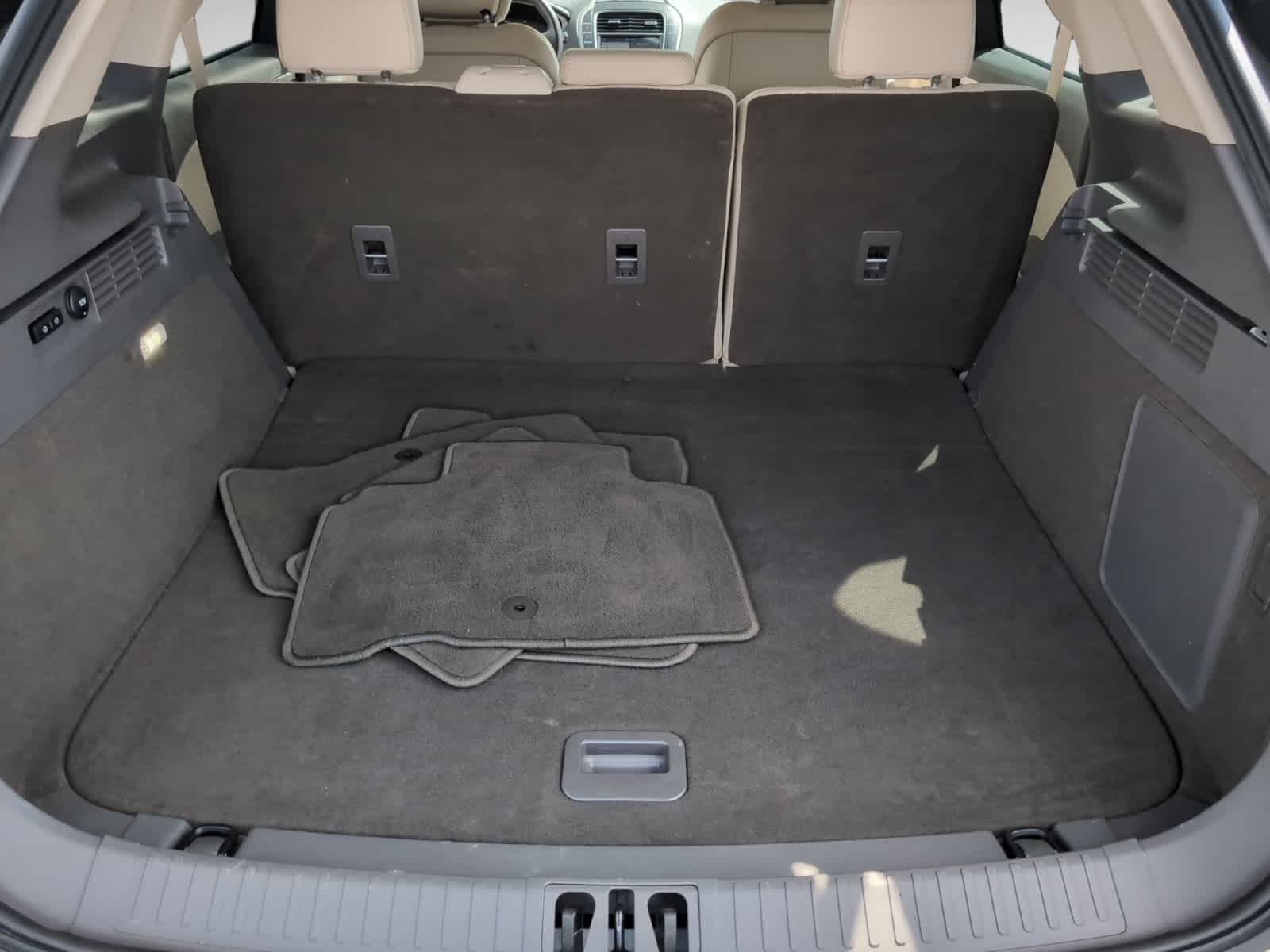 used 2020 Lincoln Nautilus car, priced at $24,798
