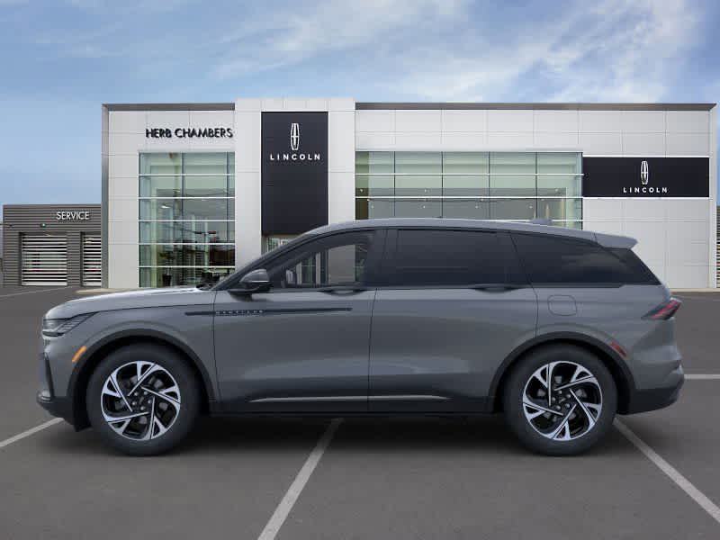 new 2025 Lincoln Nautilus car, priced at $64,665