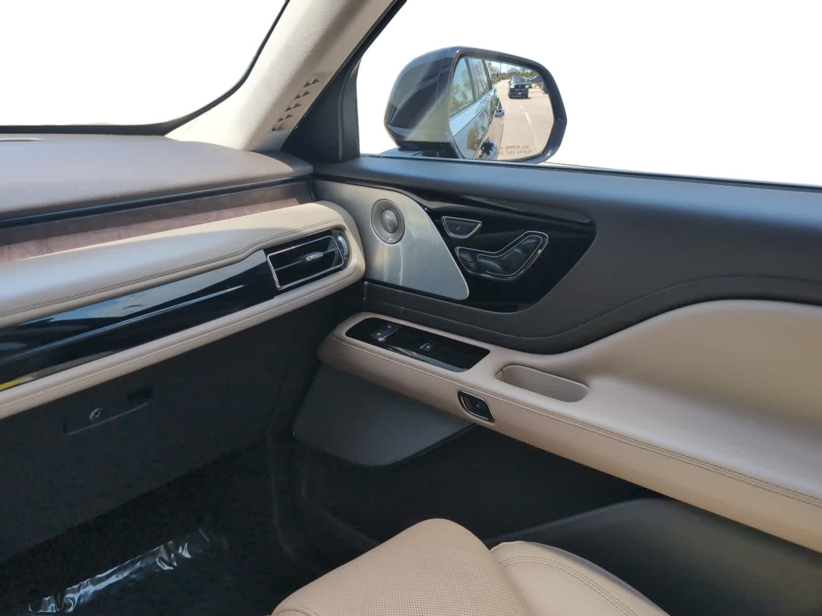 used 2020 Lincoln Aviator car, priced at $38,998