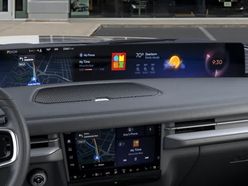 new 2025 Lincoln Navigator car, priced at $108,555