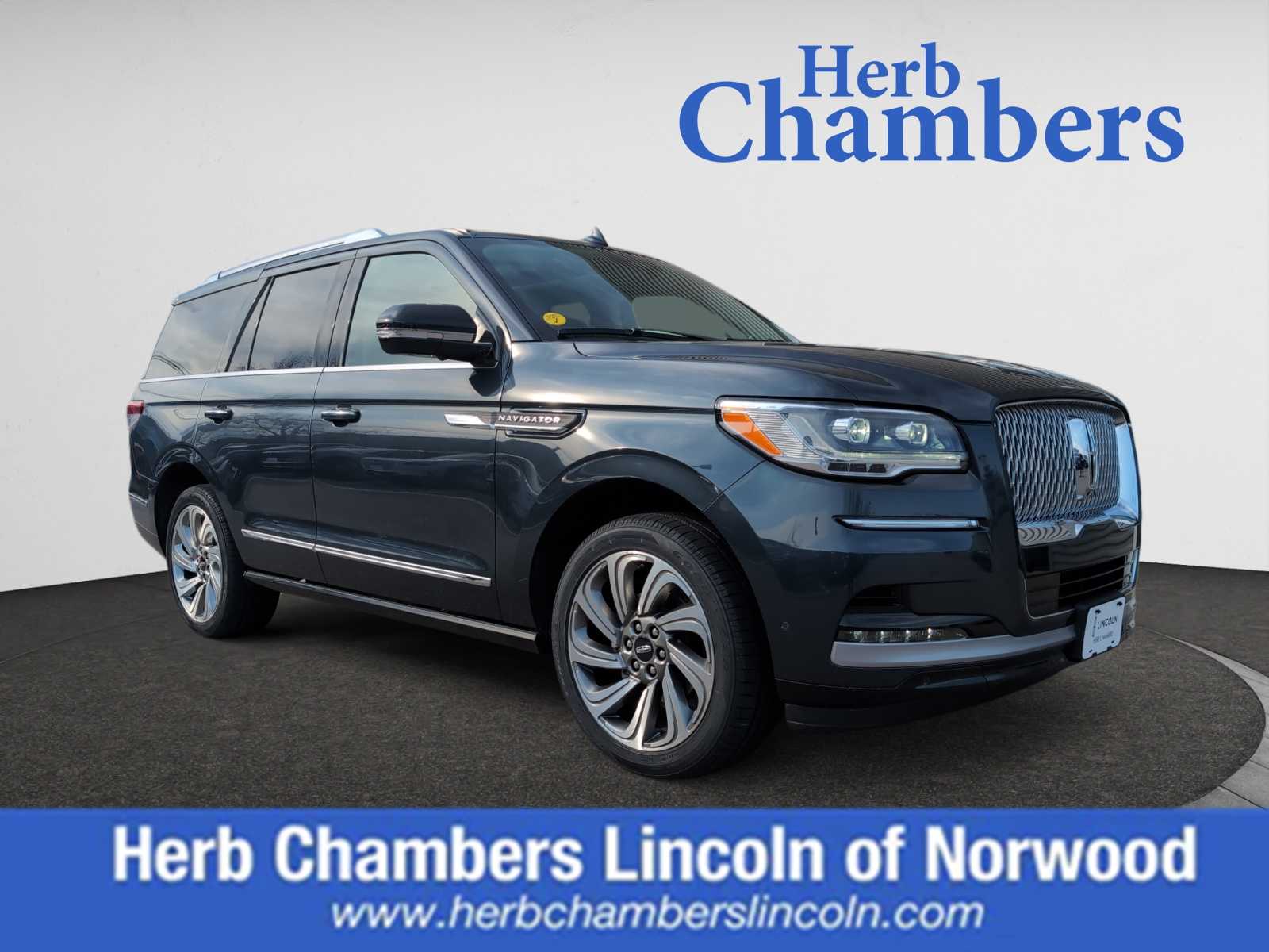 used 2022 Lincoln Navigator car, priced at $63,998